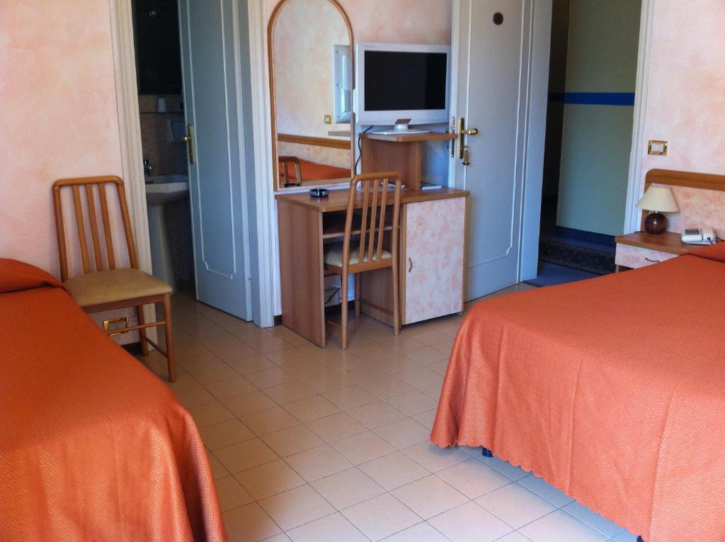 Hotel La Palma Λίντο ντι Καμαϊόρε Δωμάτιο φωτογραφία