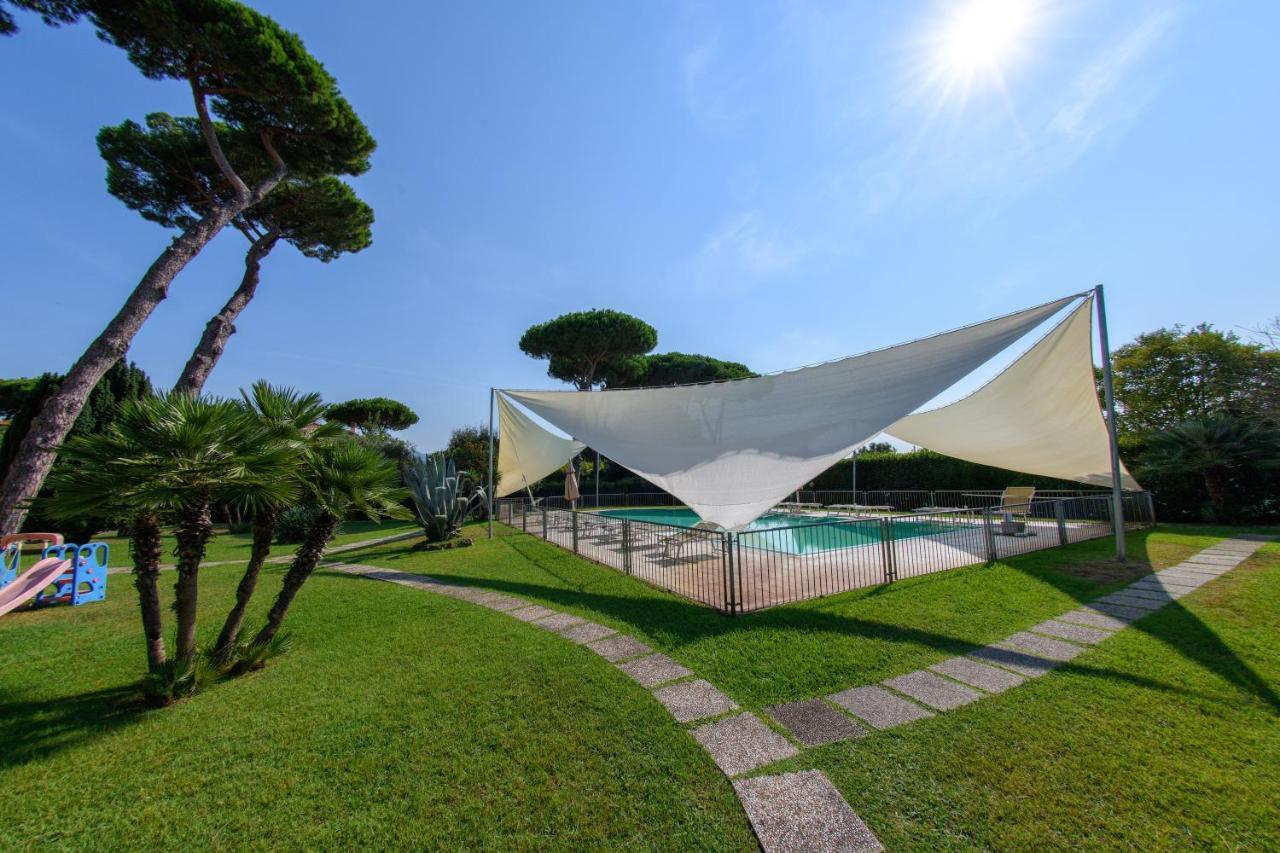 Hotel La Palma Λίντο ντι Καμαϊόρε Εξωτερικό φωτογραφία