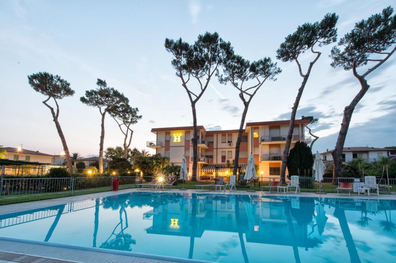 Hotel La Palma Λίντο ντι Καμαϊόρε Εξωτερικό φωτογραφία